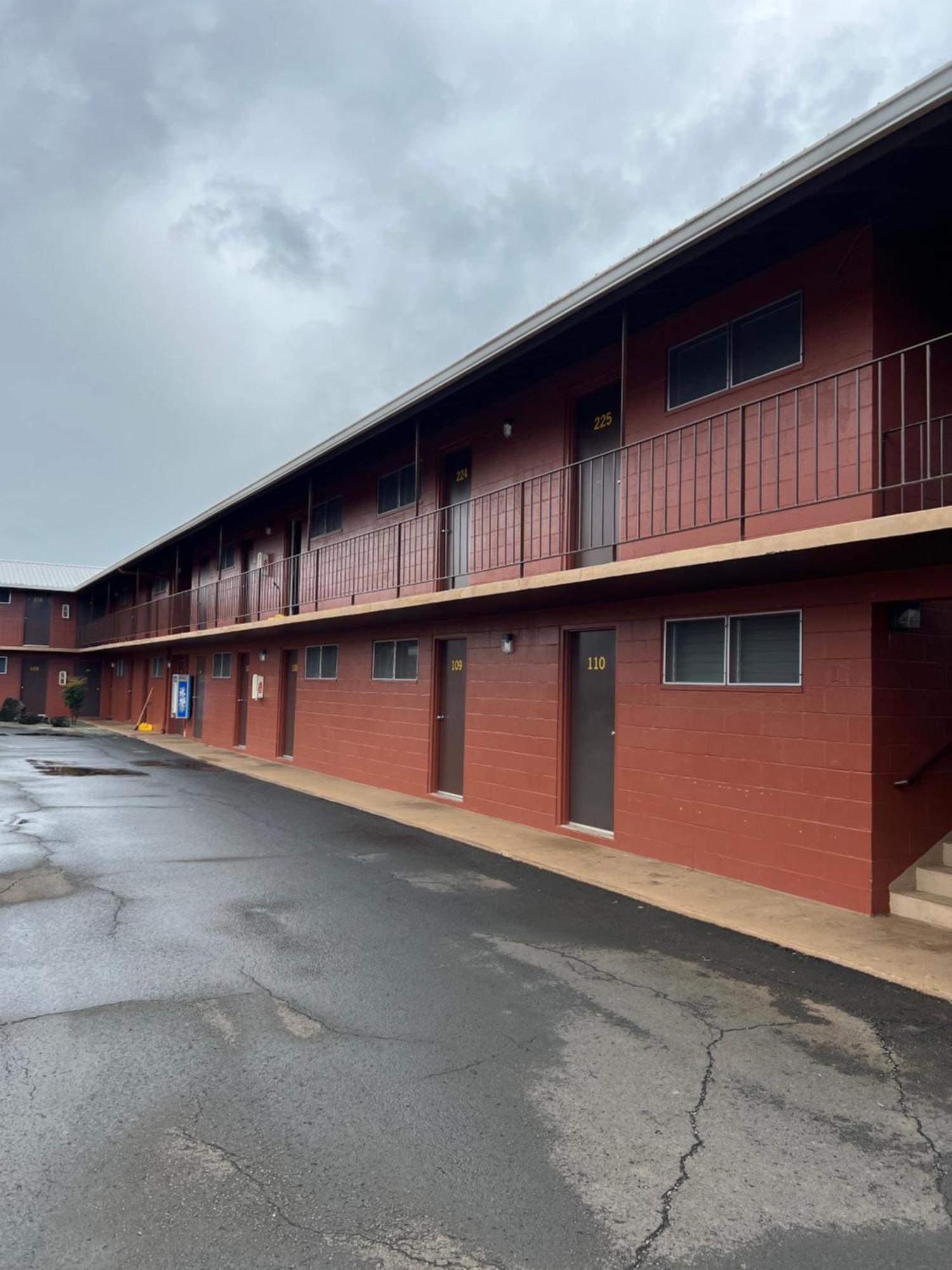 Tip Top Motel Lihue Extérieur photo