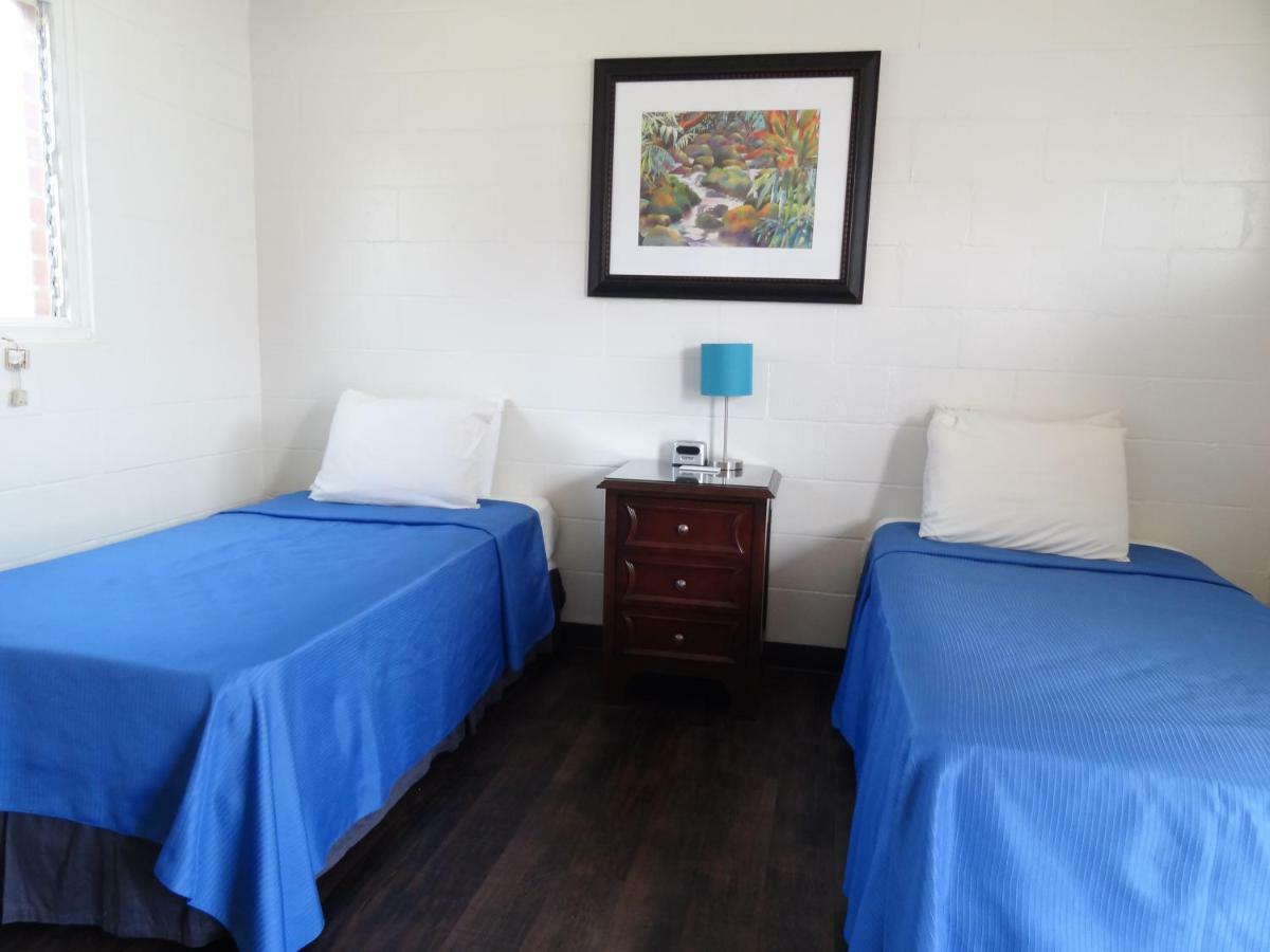 Tip Top Motel Lihue Extérieur photo