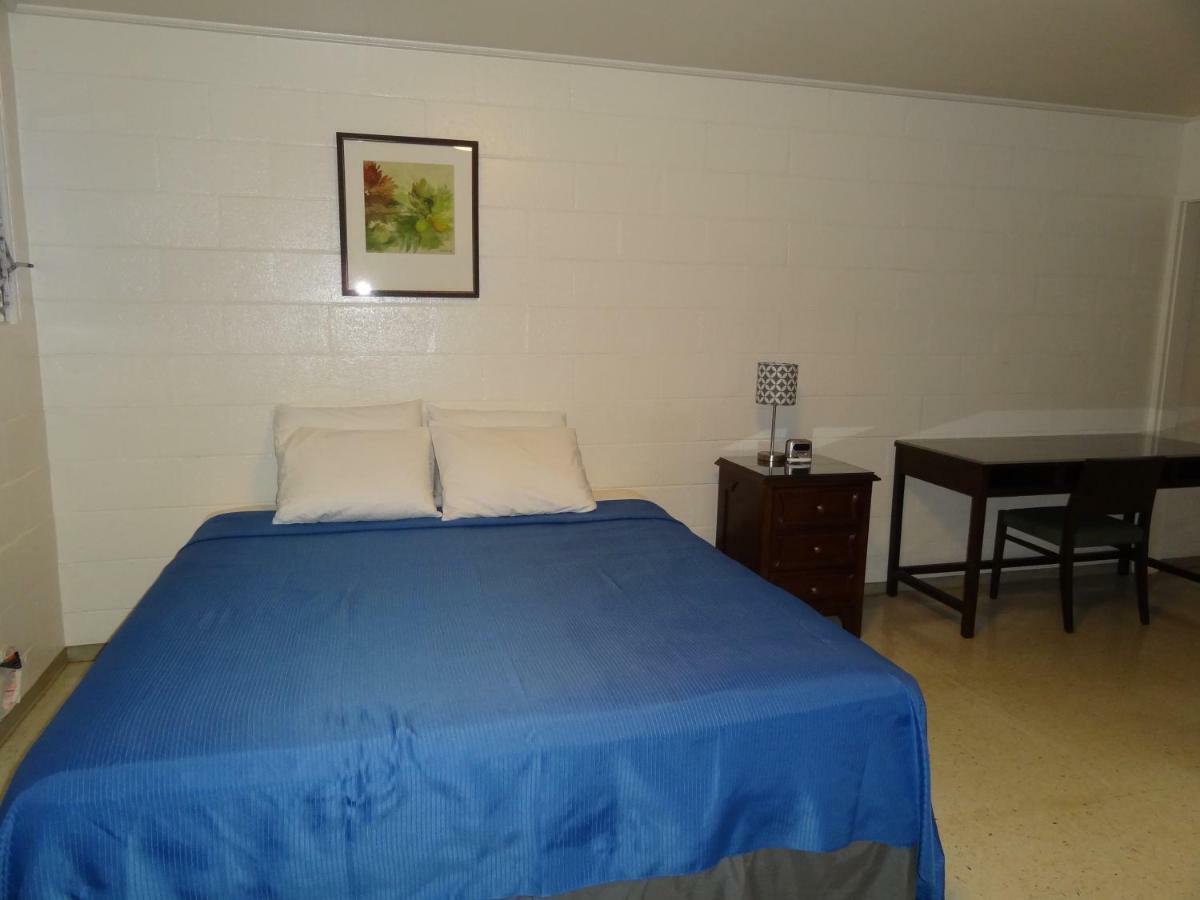 Tip Top Motel Lihue Extérieur photo